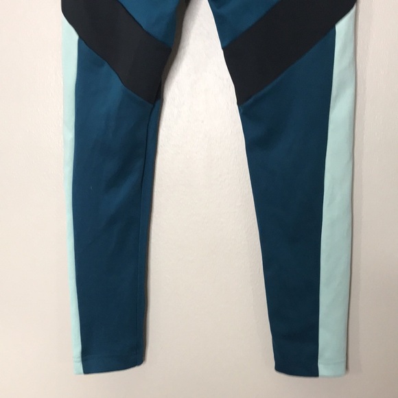 Adidas colorblock climalite move athletic tight leggings size small - Picture 12 of 12